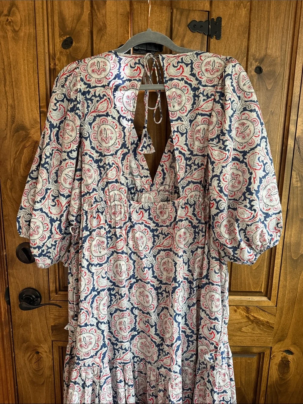 Chufy X Mango 

Chufy x Mango Bohemian Red & Blue Paisley Summer Maxi
Dress sz.M - Picture 4 of 5